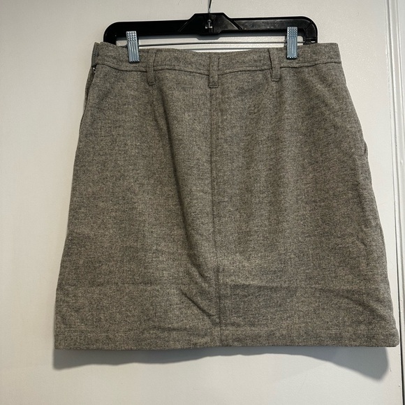 J Crew Women’s Wool Nylon Cashmere Mini Skirt Gray Lined. Sz: 10. Pockets. - Picture 2 of 13